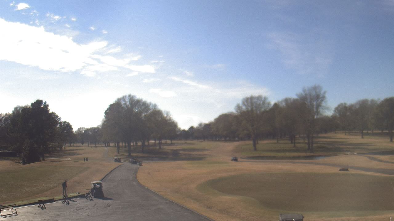 Thumbnail for current weather camera view from Windyke Country Club in Memphis, Tennessee