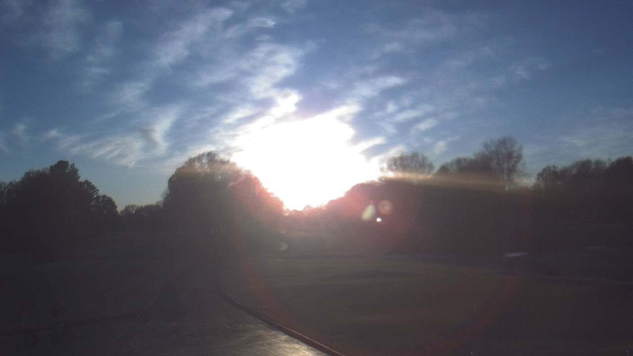 Thumbnail for current weather camera view from Windyke Country Club in Memphis, Tennessee