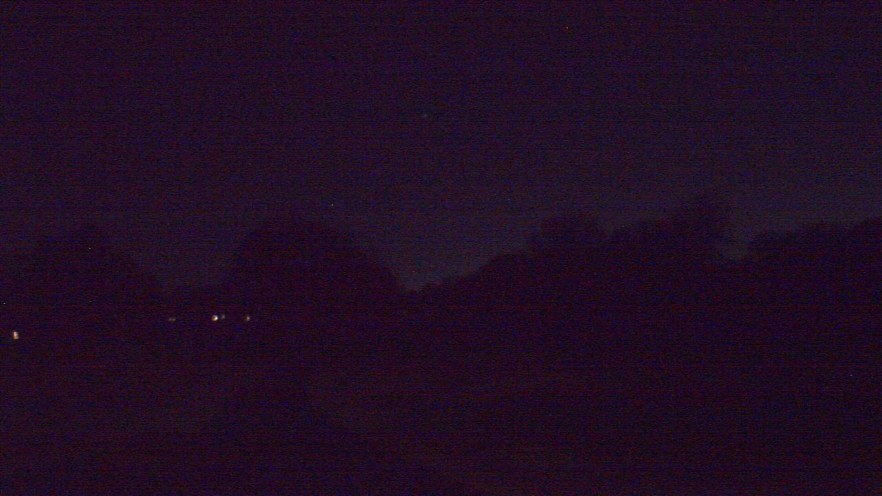 Thumbnail for current weather camera view from Windyke Country Club in Memphis, Tennessee