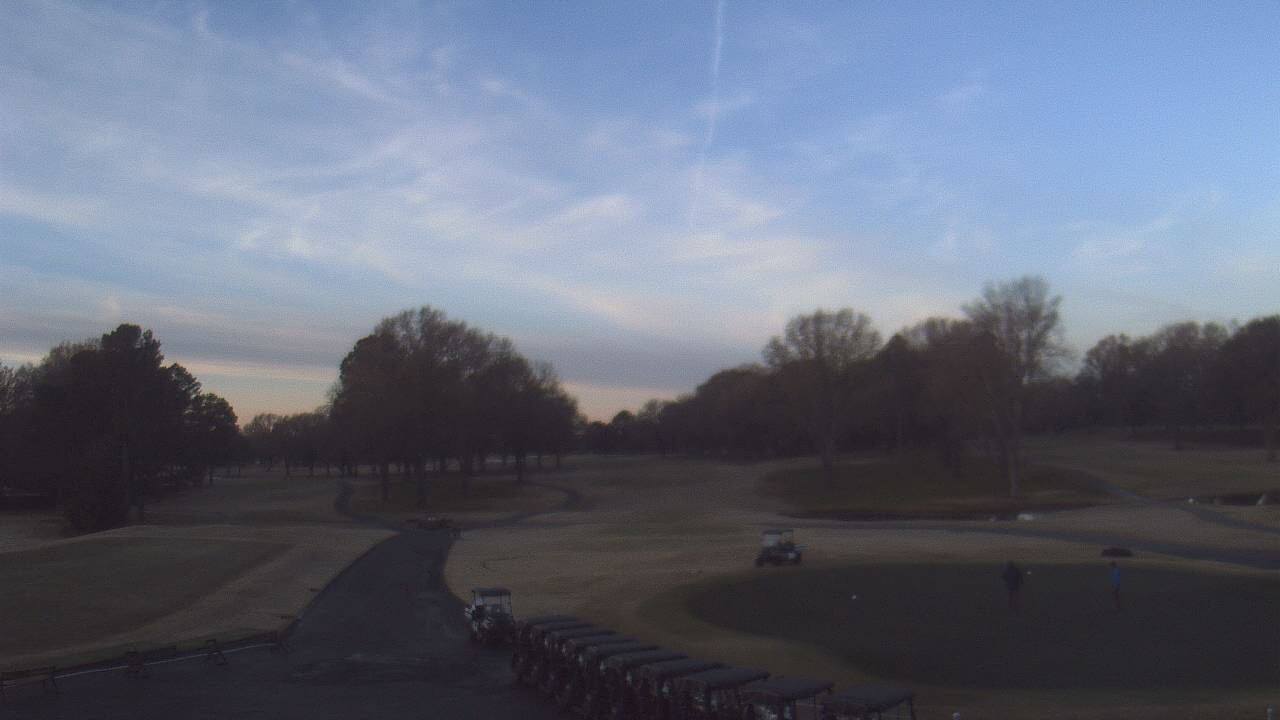 Thumbnail for current weather camera view from Windyke Country Club in Memphis, Tennessee