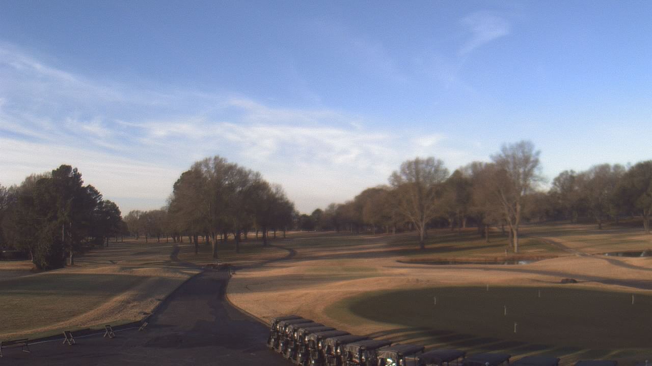Thumbnail for current weather camera view from Windyke Country Club in Memphis, Tennessee