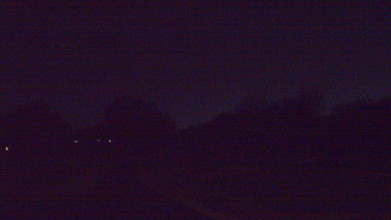 Thumbnail for current weather camera view from Windyke Country Club in Memphis, Tennessee