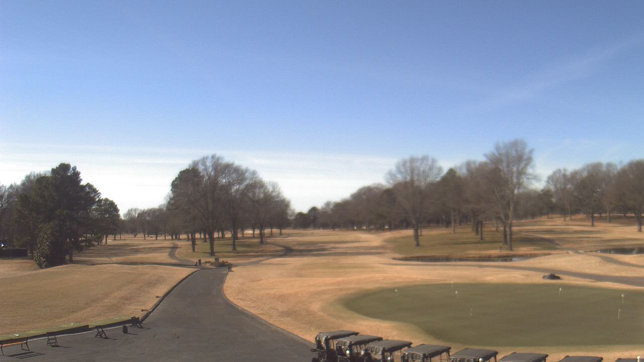 Thumbnail for current weather camera view from Windyke Country Club in Memphis, Tennessee