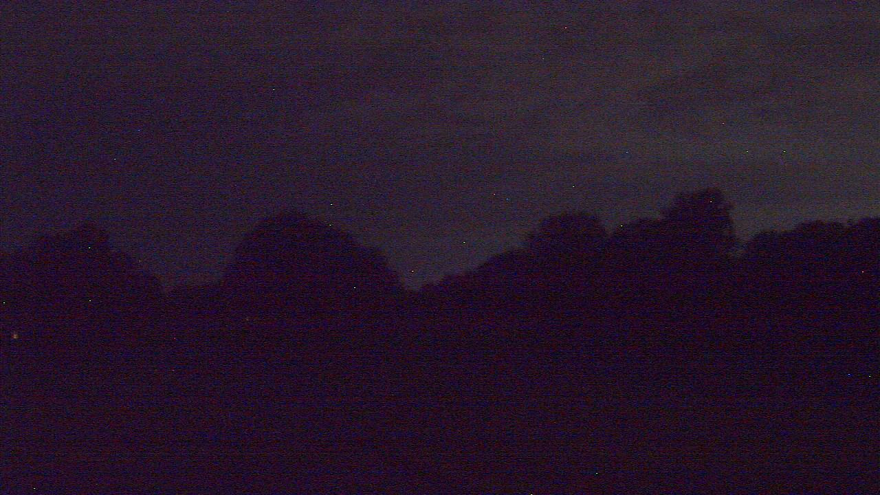 Thumbnail for current weather camera view from Windyke Country Club in Memphis, Tennessee