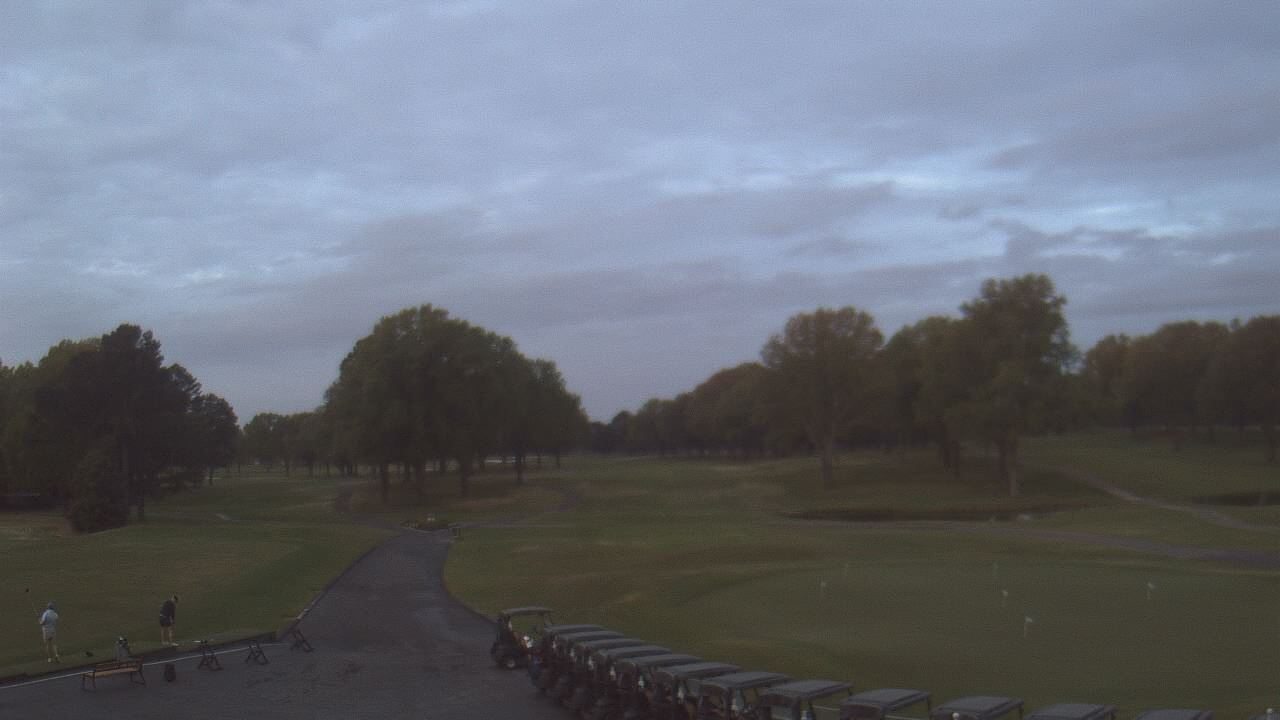 Thumbnail for current weather camera view from Windyke Country Club in Memphis, Tennessee