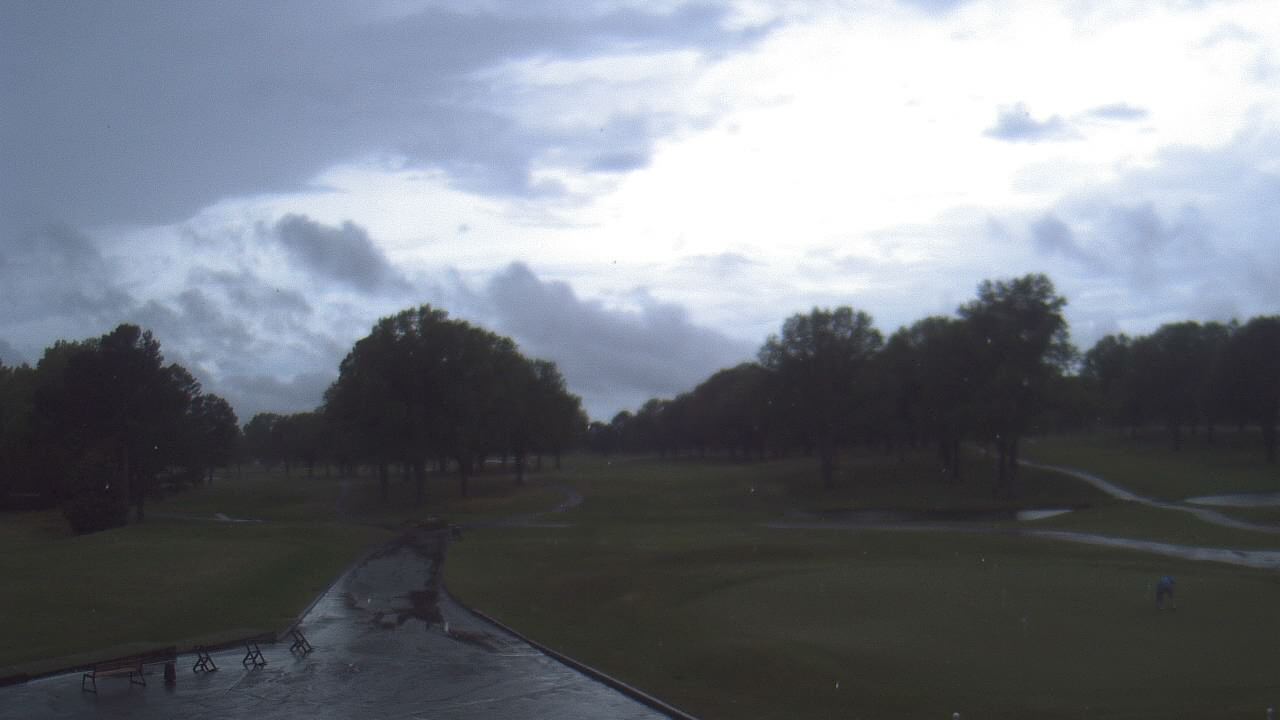 Thumbnail for current weather camera view from Windyke Country Club in Memphis, Tennessee