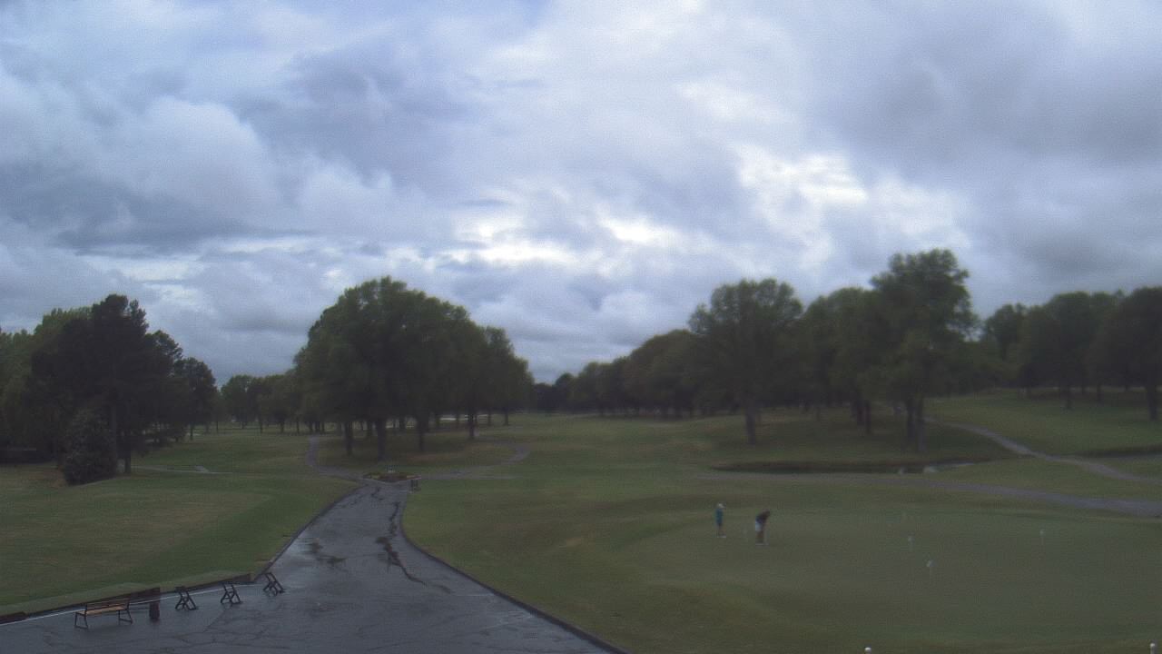 Thumbnail for current weather camera view from Windyke Country Club in Memphis, Tennessee