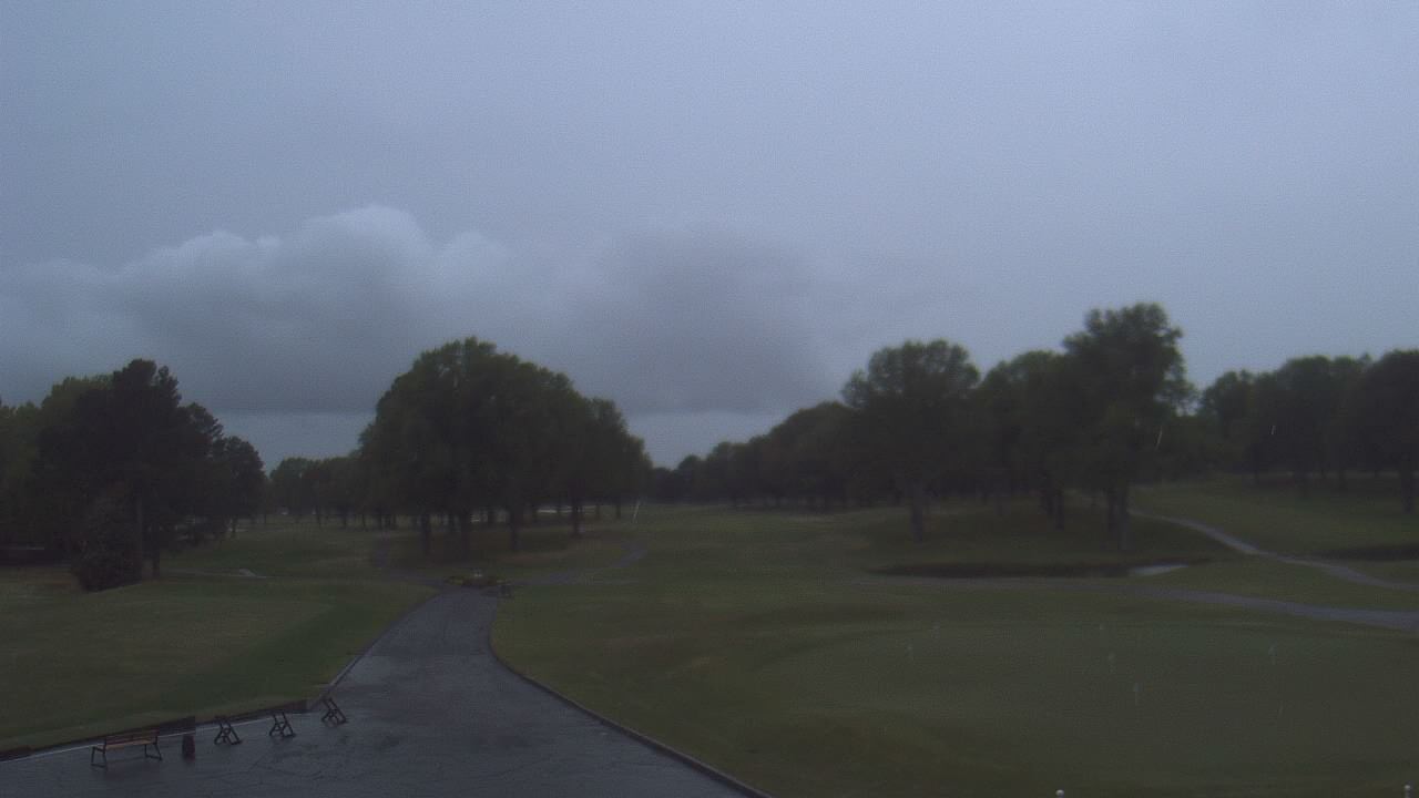 Thumbnail for current weather camera view from Windyke Country Club in Memphis, Tennessee