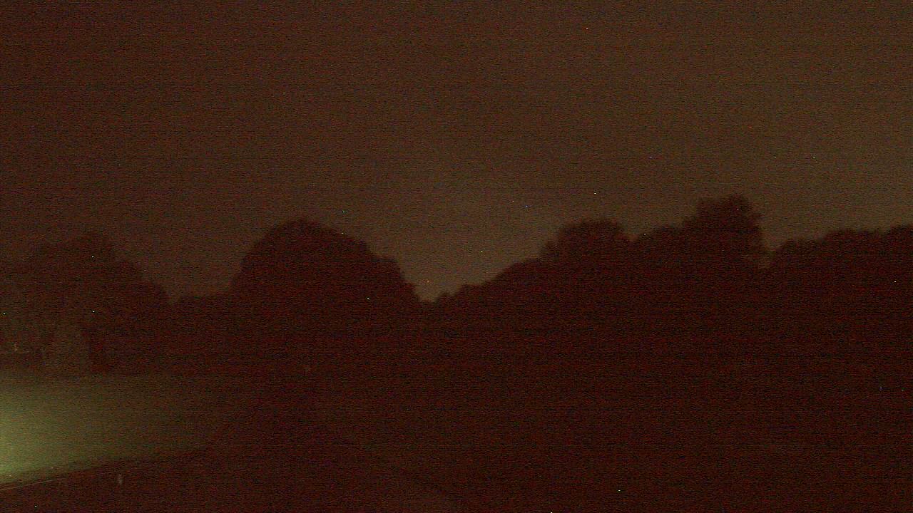 Thumbnail for current weather camera view from Windyke Country Club in Memphis, Tennessee