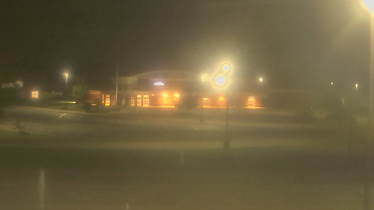 Thumbnail for current weather camera view from Fremont School District 79 in Mundelein, Illinois
