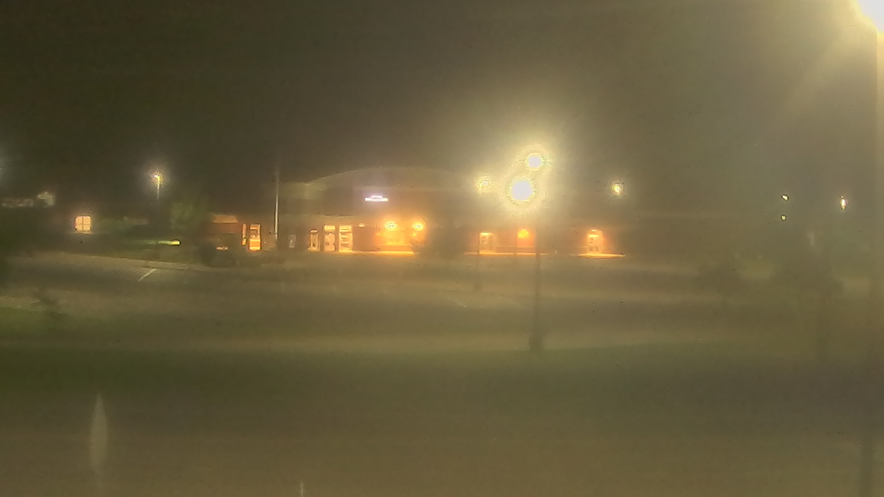 Thumbnail for current weather camera view from Fremont School District 79 in Mundelein, Illinois