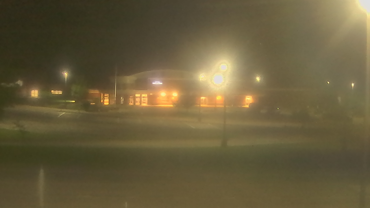 Thumbnail for current weather camera view from Fremont School District 79 in Mundelein, Illinois