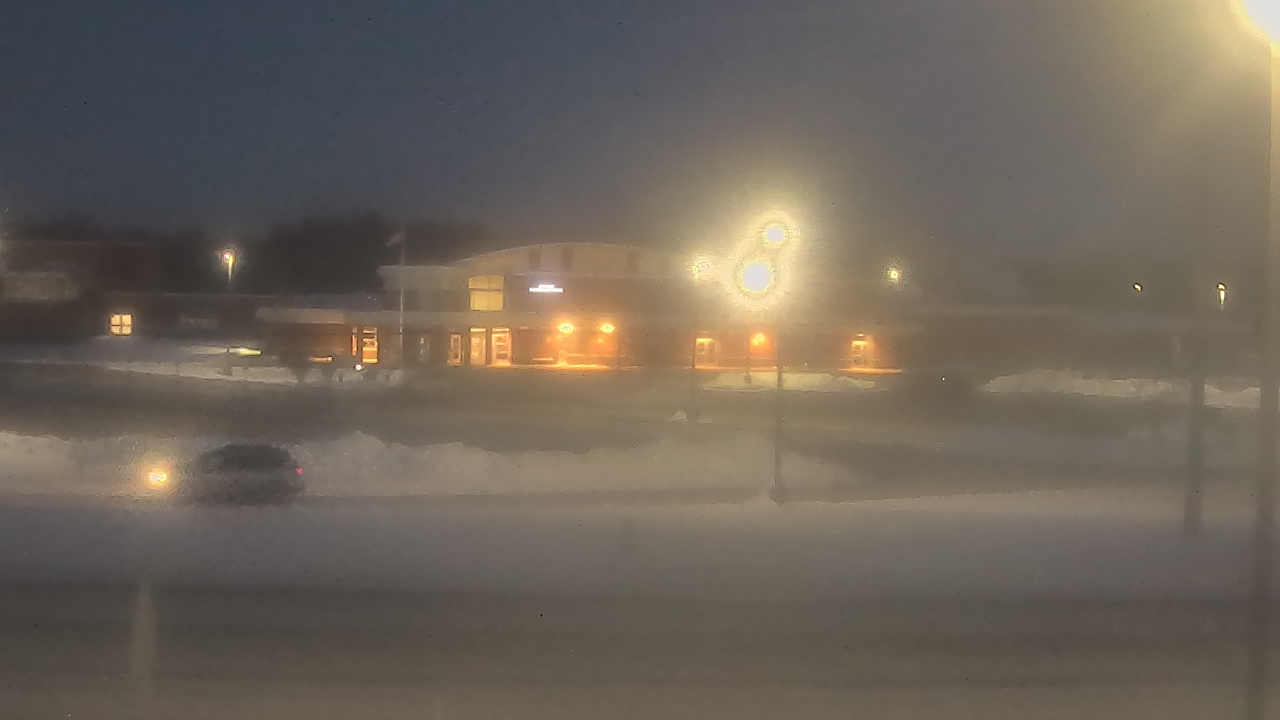 Thumbnail for current weather camera view from Fremont School District 79 in Mundelein, Illinois