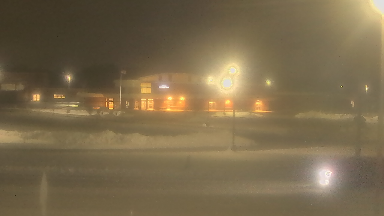 Thumbnail for current weather camera view from Fremont School District 79 in Mundelein, Illinois