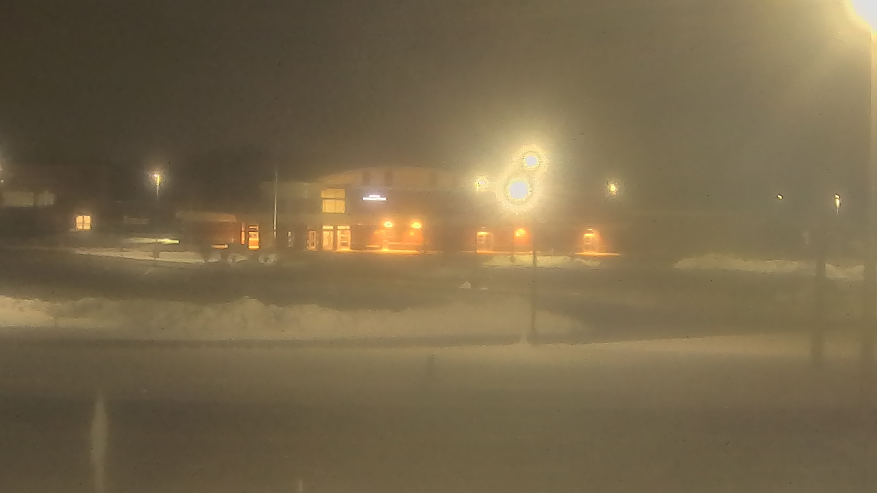 Thumbnail for current weather camera view from Fremont School District 79 in Mundelein, Illinois