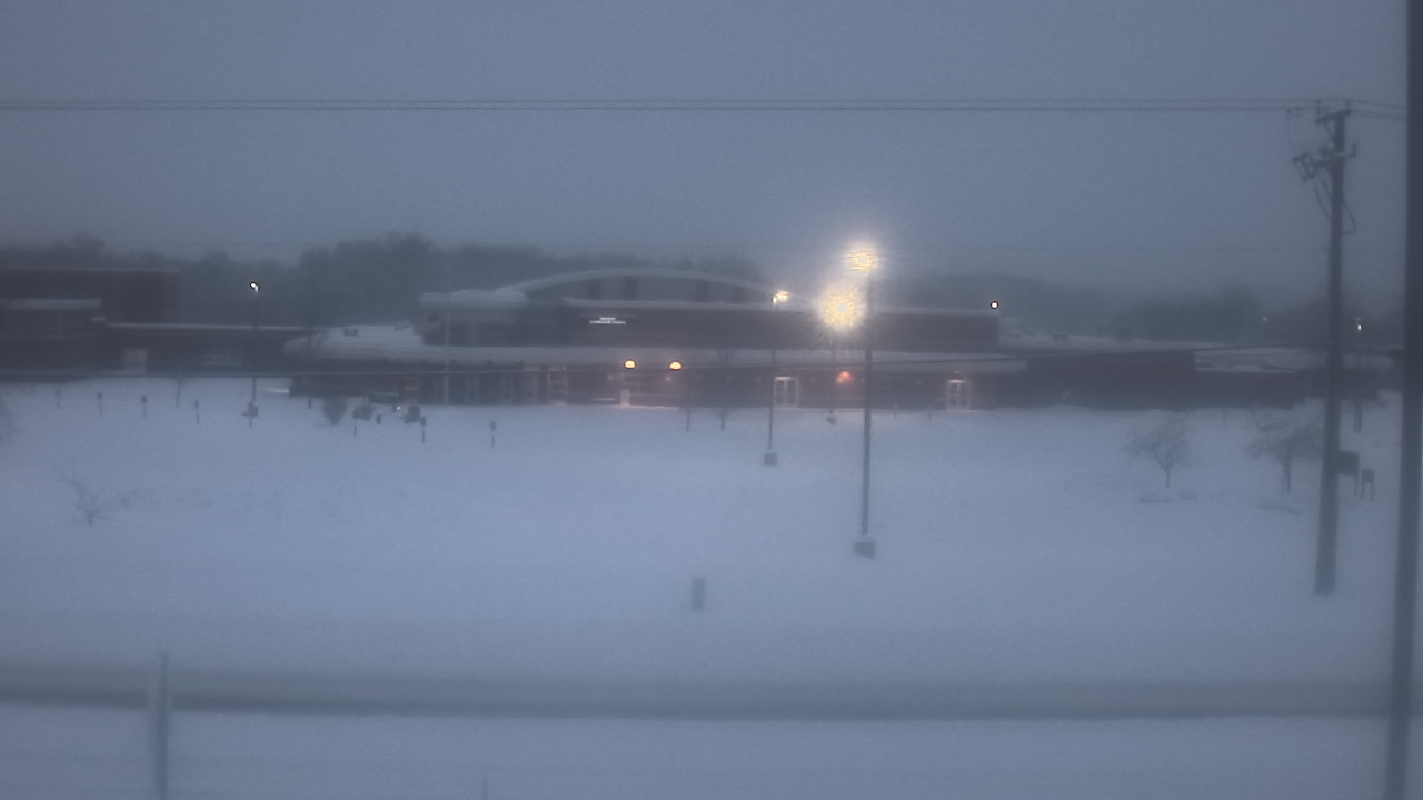 Thumbnail for current weather camera view from Fremont School District 79 in Mundelein, Illinois