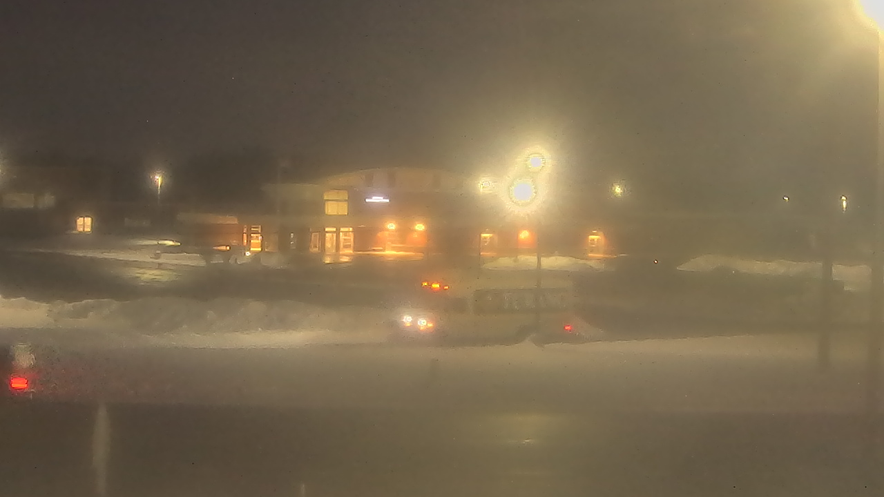 Thumbnail for current weather camera view from Fremont School District 79 in Mundelein, Illinois