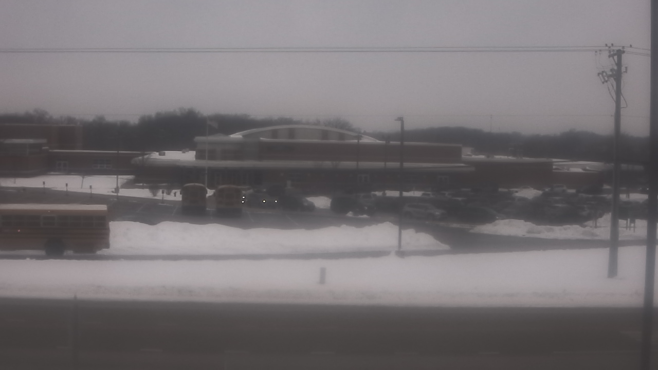 Thumbnail for current weather camera view from Fremont School District 79 in Mundelein, Illinois
