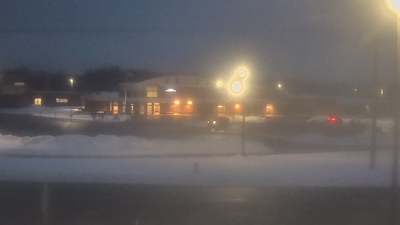 Thumbnail for current weather camera view from Fremont School District 79 in Mundelein, Illinois