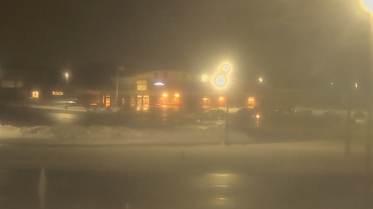 Thumbnail for current weather camera view from Fremont School District 79 in Mundelein, Illinois