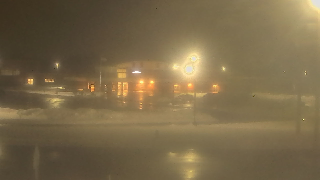 Thumbnail for current weather camera view from Fremont School District 79 in Mundelein, Illinois