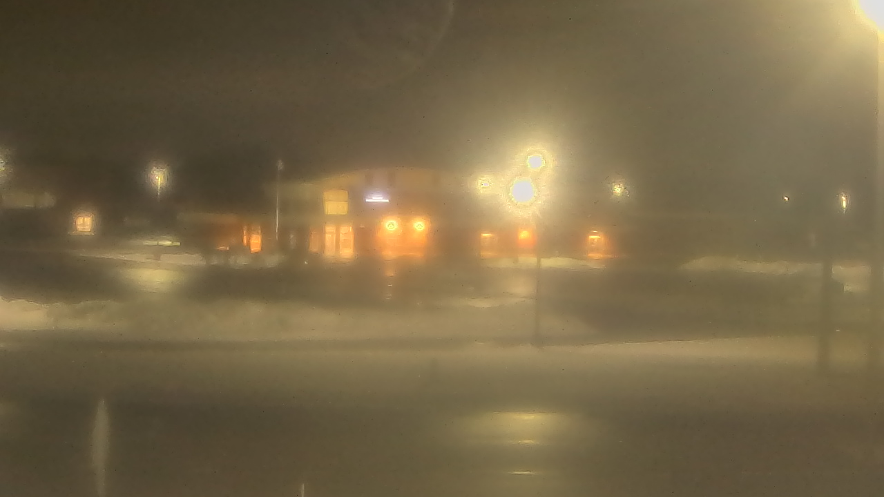 Thumbnail for current weather camera view from Fremont School District 79 in Mundelein, Illinois