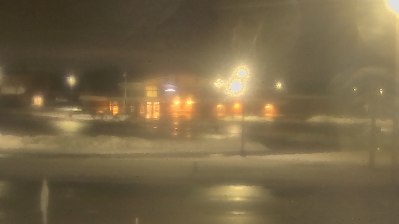 Thumbnail for current weather camera view from Fremont School District 79 in Mundelein, Illinois