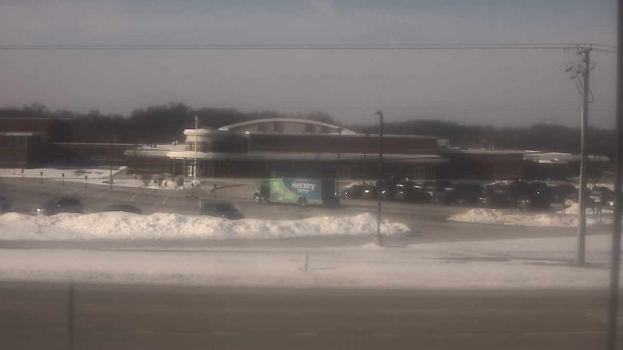 Thumbnail for current weather camera view from Fremont School District 79 in Mundelein, Illinois