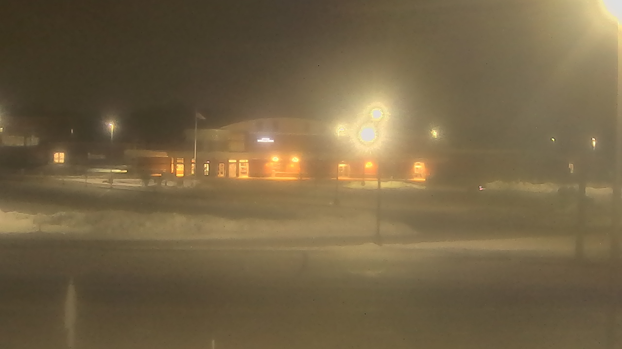 Thumbnail for current weather camera view from Fremont School District 79 in Mundelein, Illinois