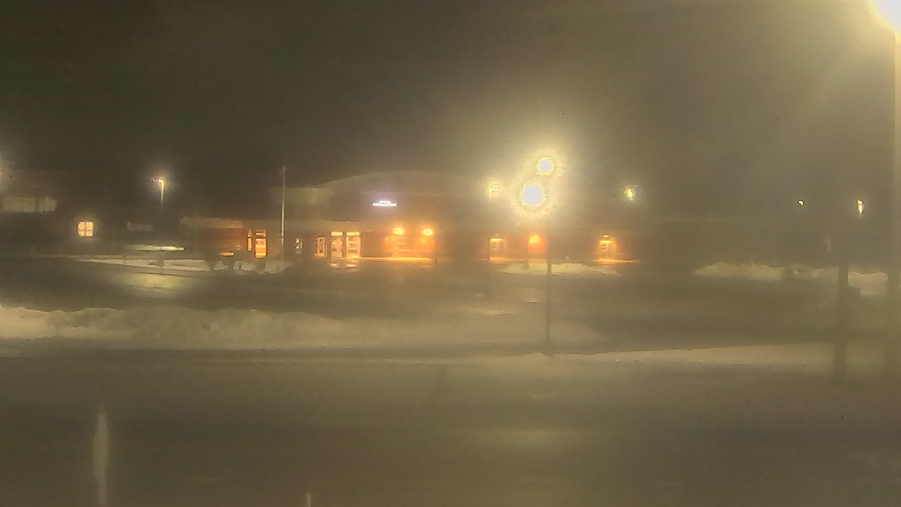 Thumbnail for current weather camera view from Fremont School District 79 in Mundelein, Illinois