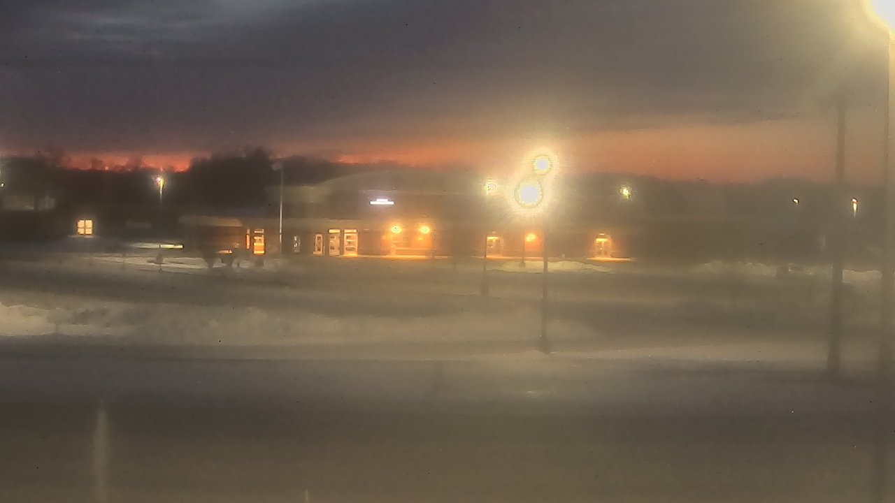 Thumbnail for current weather camera view from Fremont School District 79 in Mundelein, Illinois