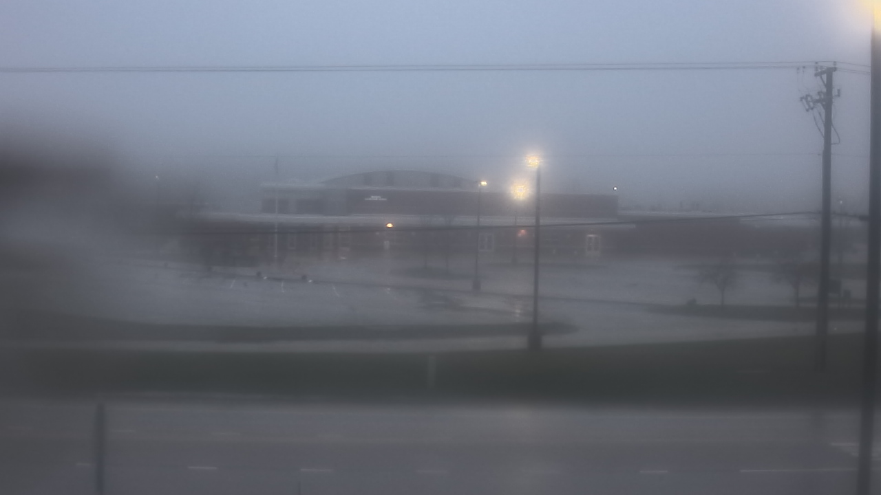 Thumbnail for current weather camera view from Fremont School District 79 in Mundelein, Illinois