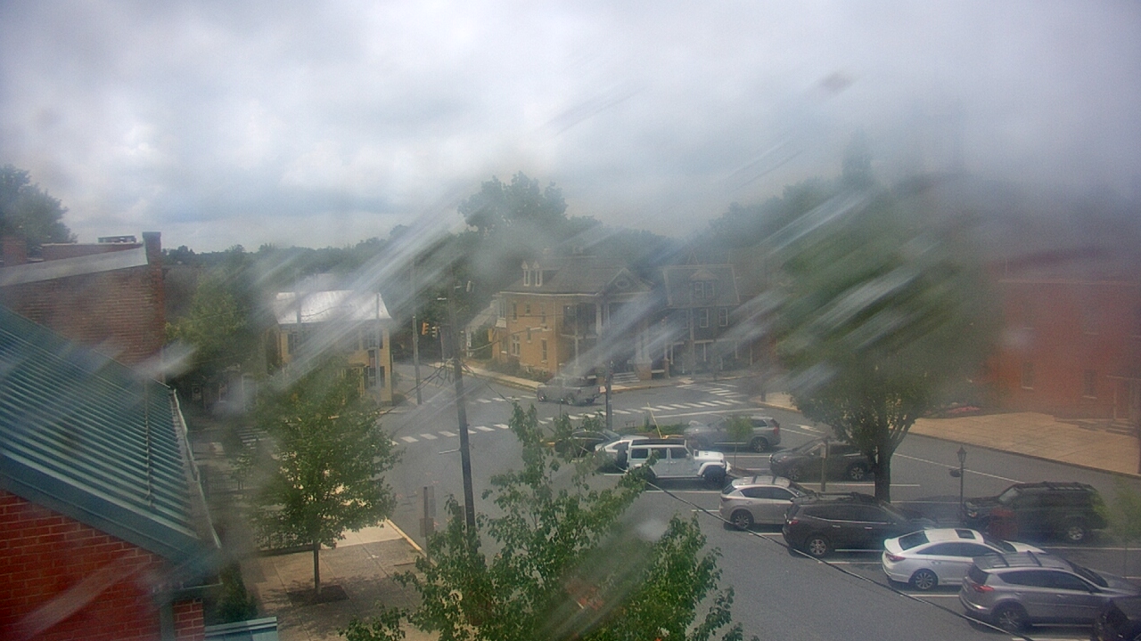Thumbnail for current weather camera view from A&M Pizza in Manheim, Pennsylvania