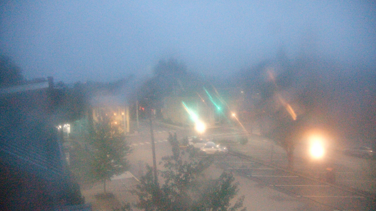 Thumbnail for current weather camera view from A&M Pizza in Manheim, Pennsylvania