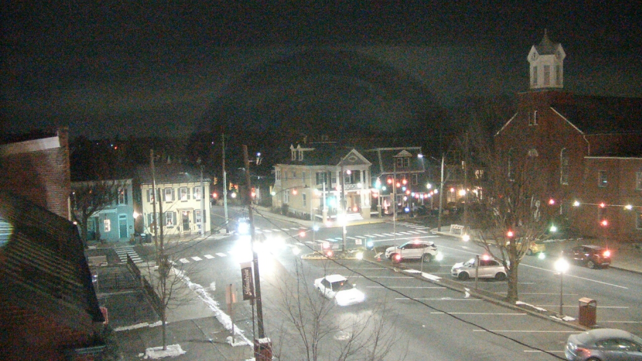 Thumbnail for current weather camera view from A&M Pizza in Manheim, Pennsylvania