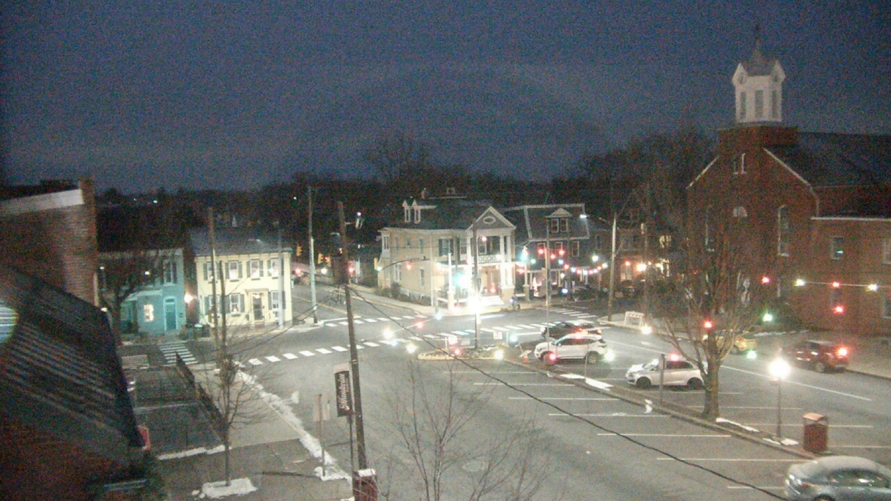 Thumbnail for current weather camera view from A&M Pizza in Manheim, Pennsylvania