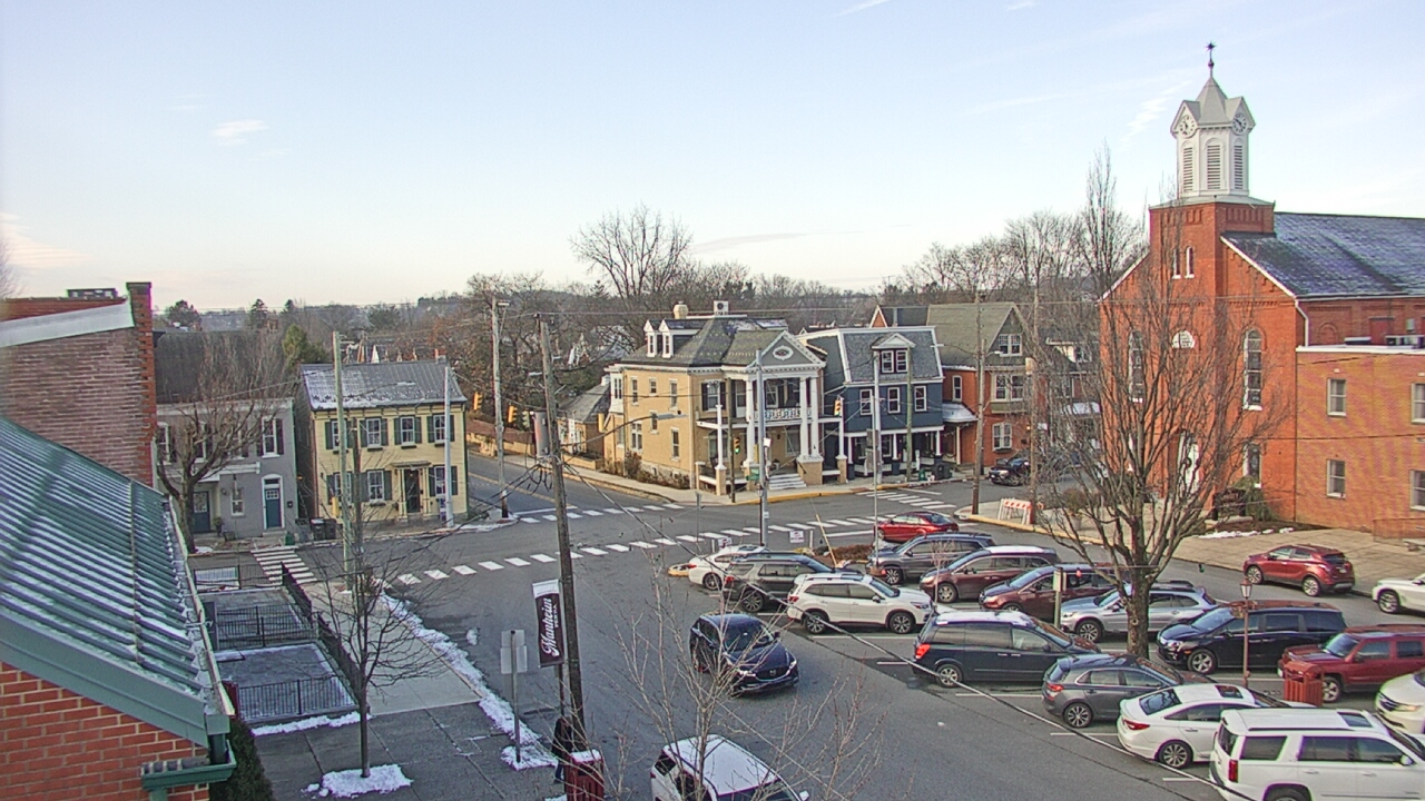 Thumbnail for current weather camera view from A&M Pizza in Manheim, Pennsylvania