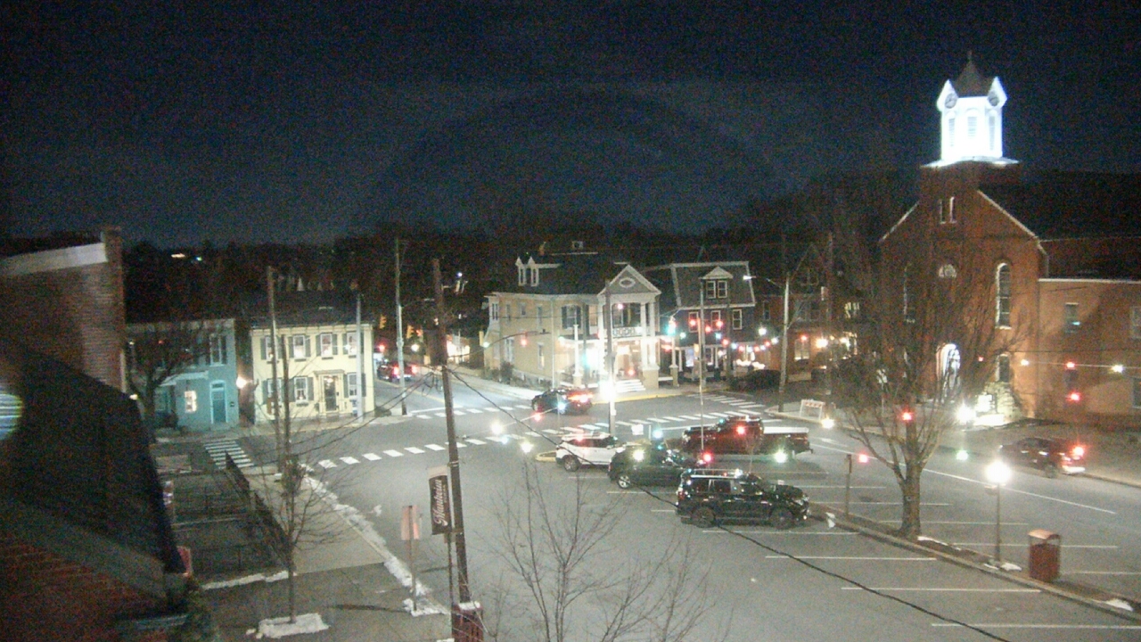 Thumbnail for current weather camera view from A&M Pizza in Manheim, Pennsylvania