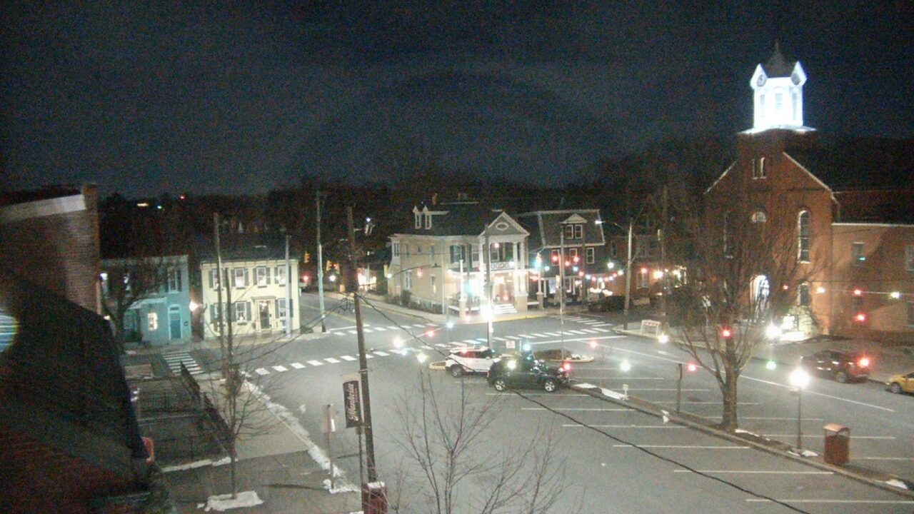 Thumbnail for current weather camera view from A&M Pizza in Manheim, Pennsylvania