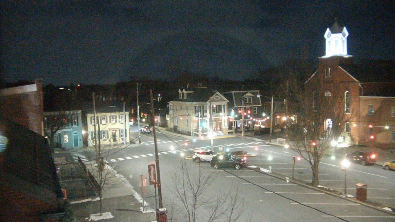 Thumbnail for current weather camera view from A&M Pizza in Manheim, Pennsylvania