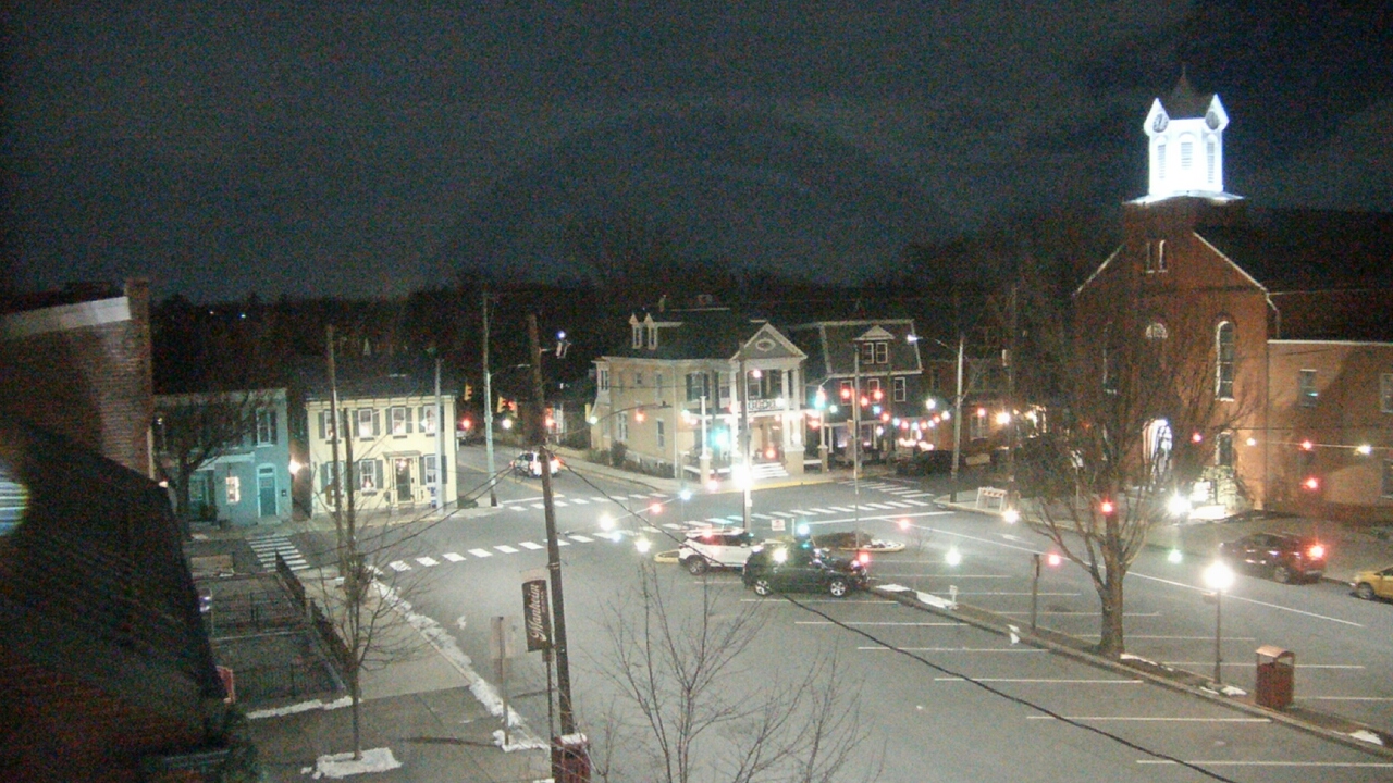 Thumbnail for current weather camera view from A&M Pizza in Manheim, Pennsylvania