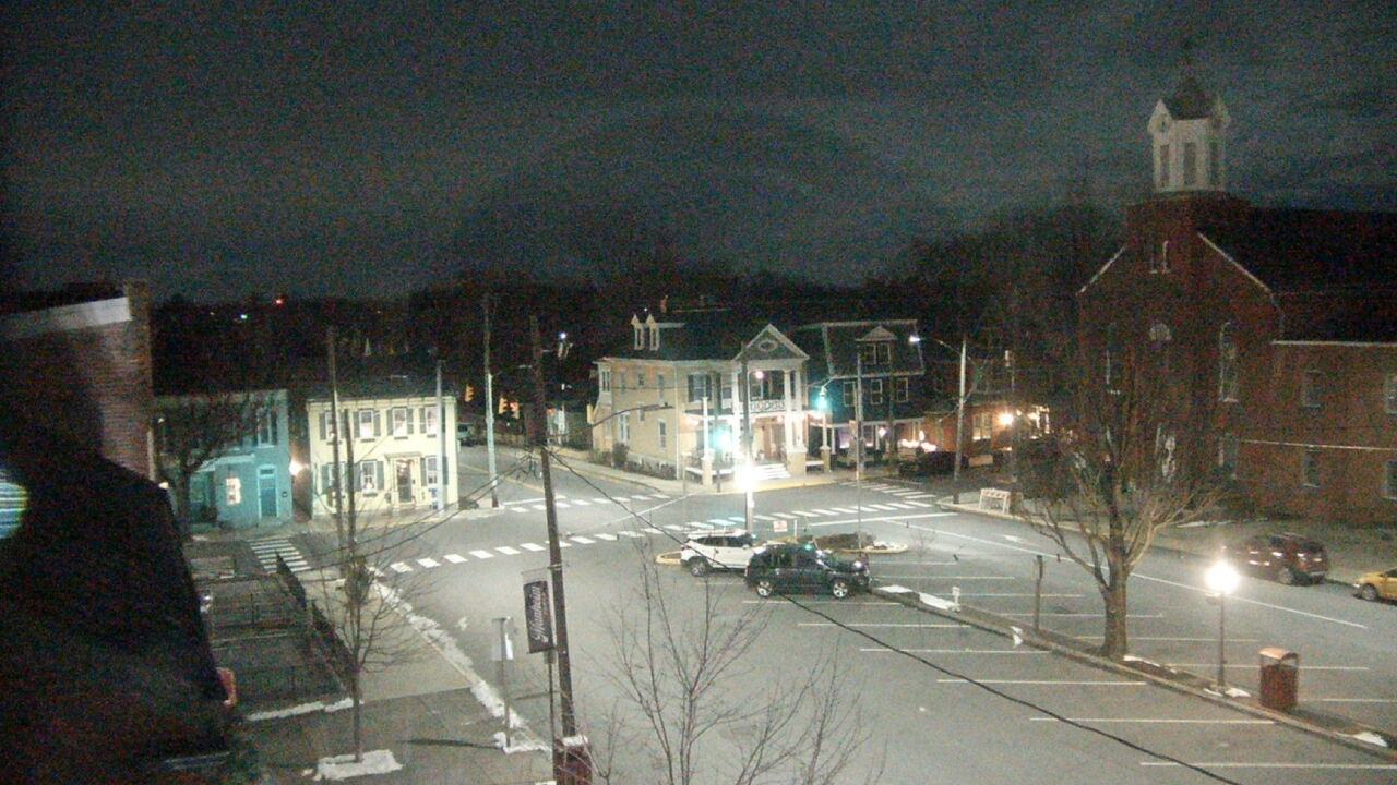 Thumbnail for current weather camera view from A&M Pizza in Manheim, Pennsylvania