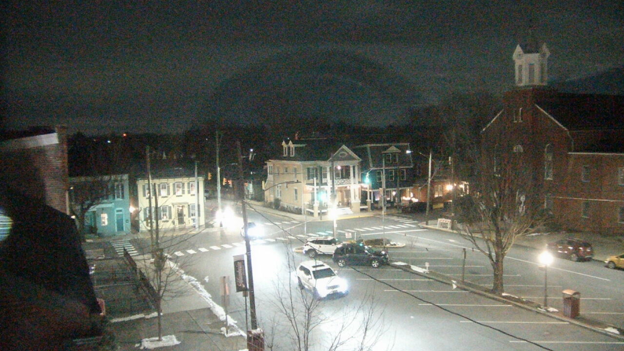 Thumbnail for current weather camera view from A&M Pizza in Manheim, Pennsylvania