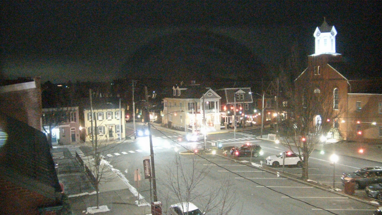 Thumbnail for current weather camera view from A&M Pizza in Manheim, Pennsylvania