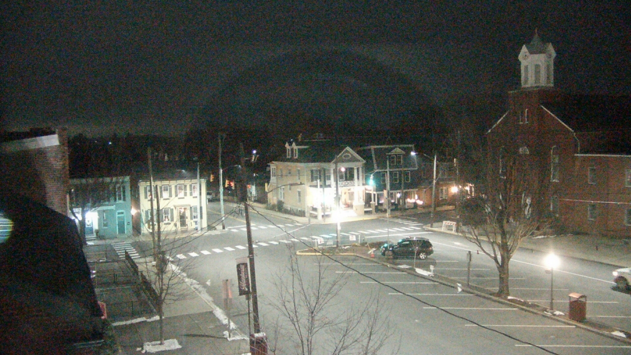Thumbnail for current weather camera view from A&M Pizza in Manheim, Pennsylvania