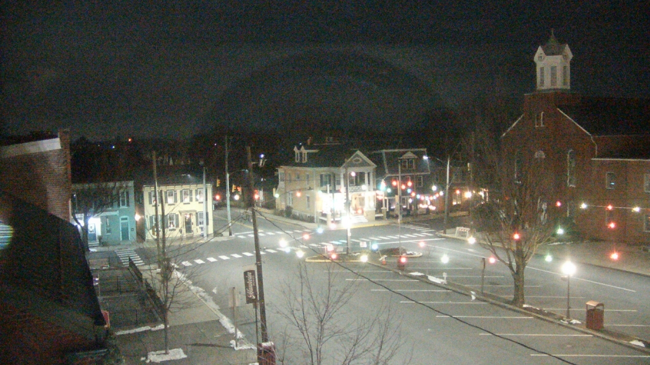 Thumbnail for current weather camera view from A&M Pizza in Manheim, Pennsylvania