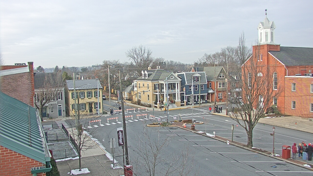 Thumbnail for current weather camera view from A&M Pizza in Manheim, Pennsylvania