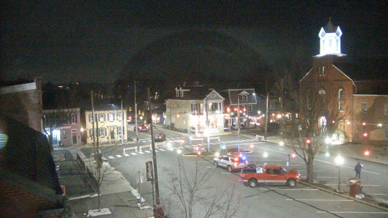 Thumbnail for current weather camera view from A&M Pizza in Manheim, Pennsylvania