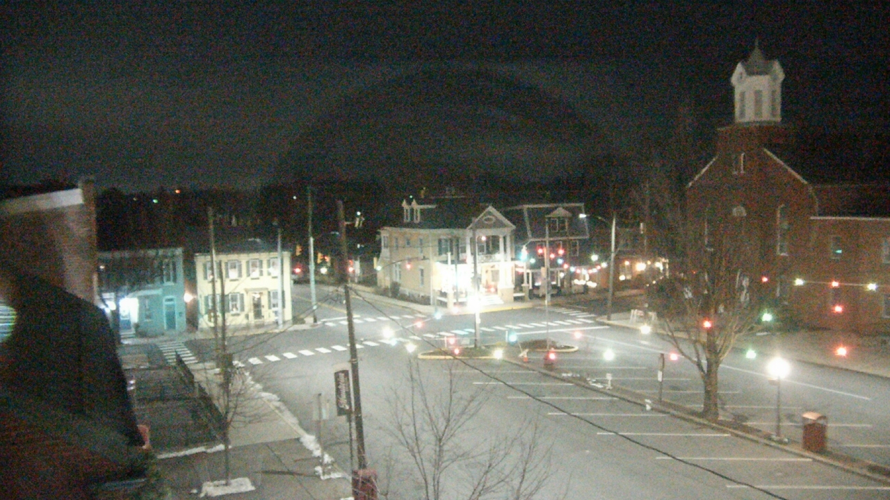 Thumbnail for current weather camera view from A&M Pizza in Manheim, Pennsylvania