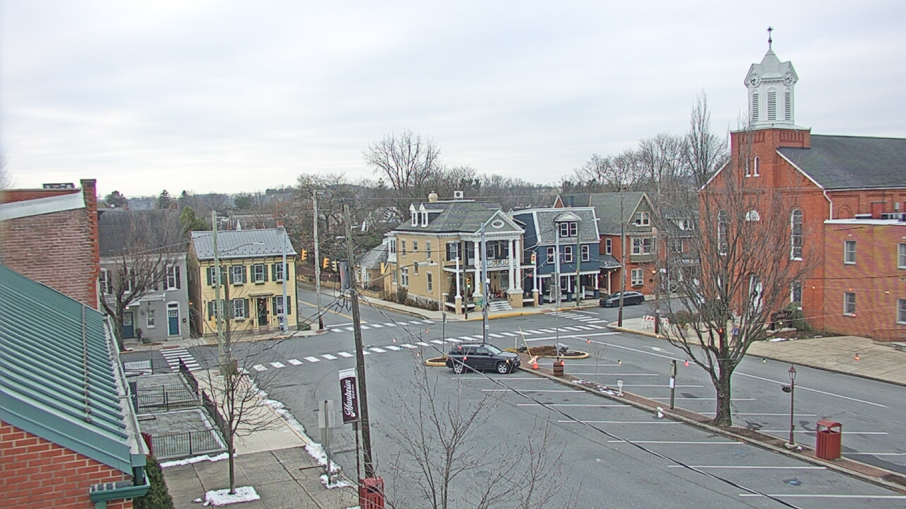 Thumbnail for current weather camera view from A&M Pizza in Manheim, Pennsylvania